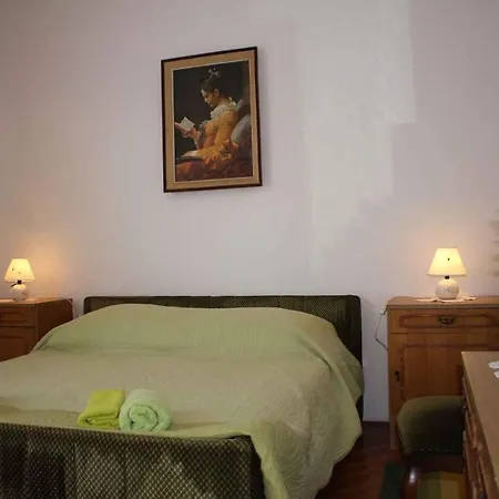 In Porec/istrien 10047 Apartment *