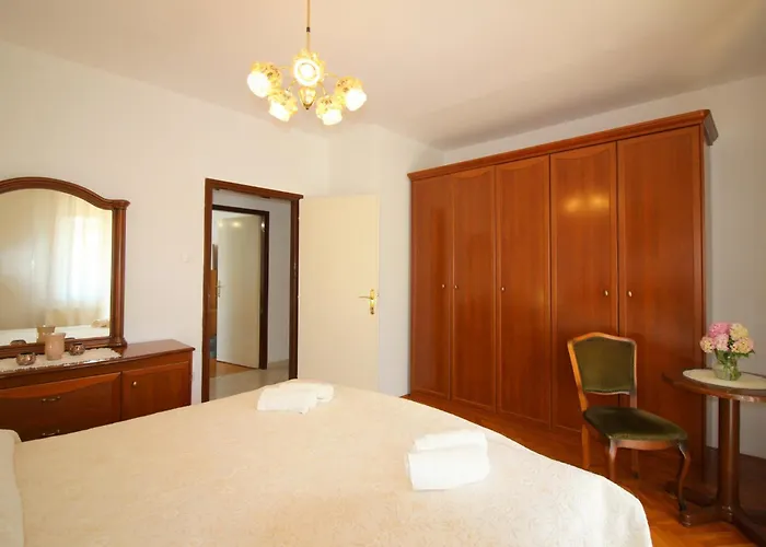 In - Istrien 10047 *